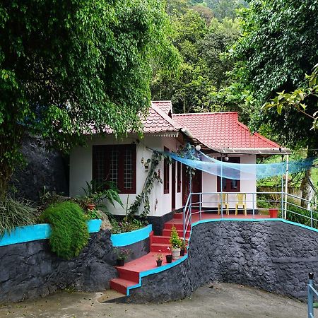 Oyo 10262 Hotel Munnar Rock ภายนอก รูปภาพ